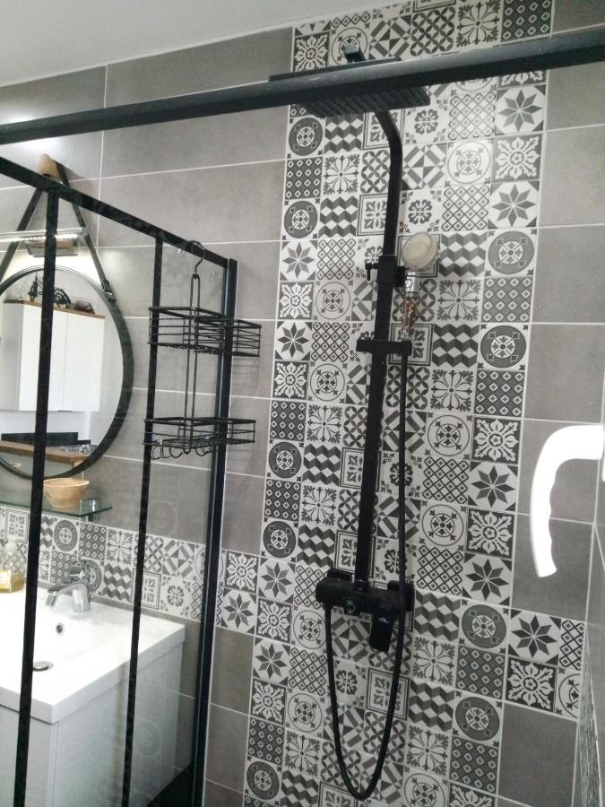 Maison Reposant Arconnay Et Jardin Apartment Екстериор снимка